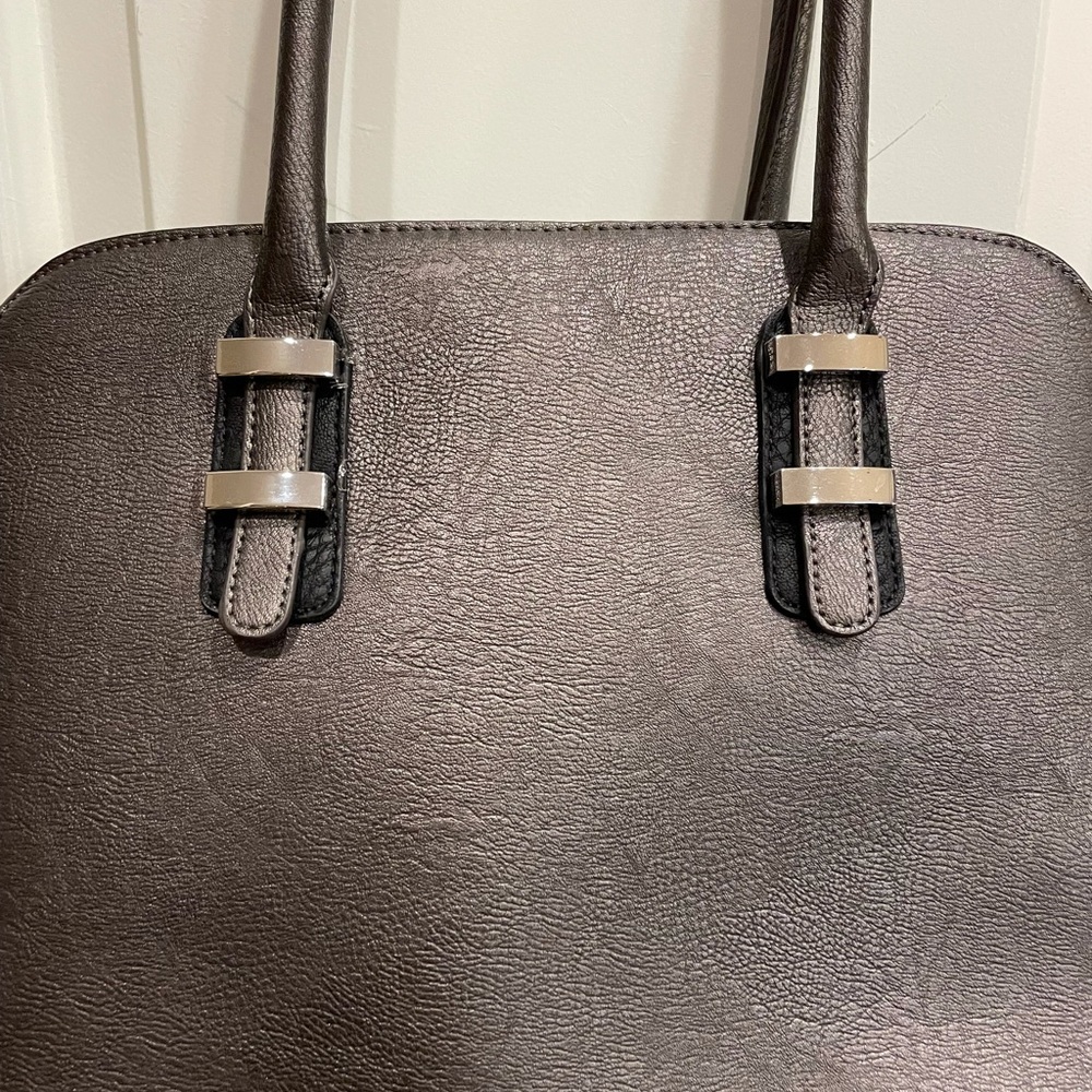 Purse - Picture 2 of 6